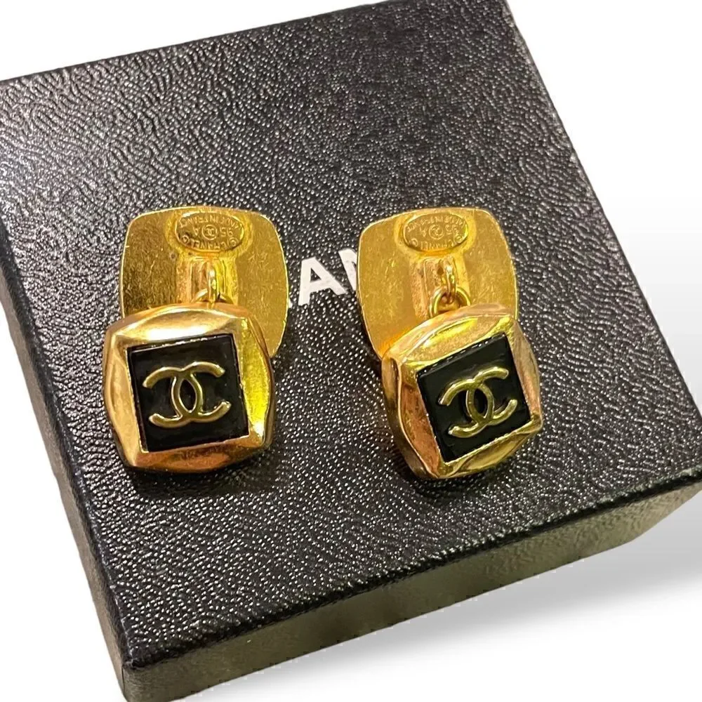 CHANEL Vintage Fall 1995 Mens Cufflinks